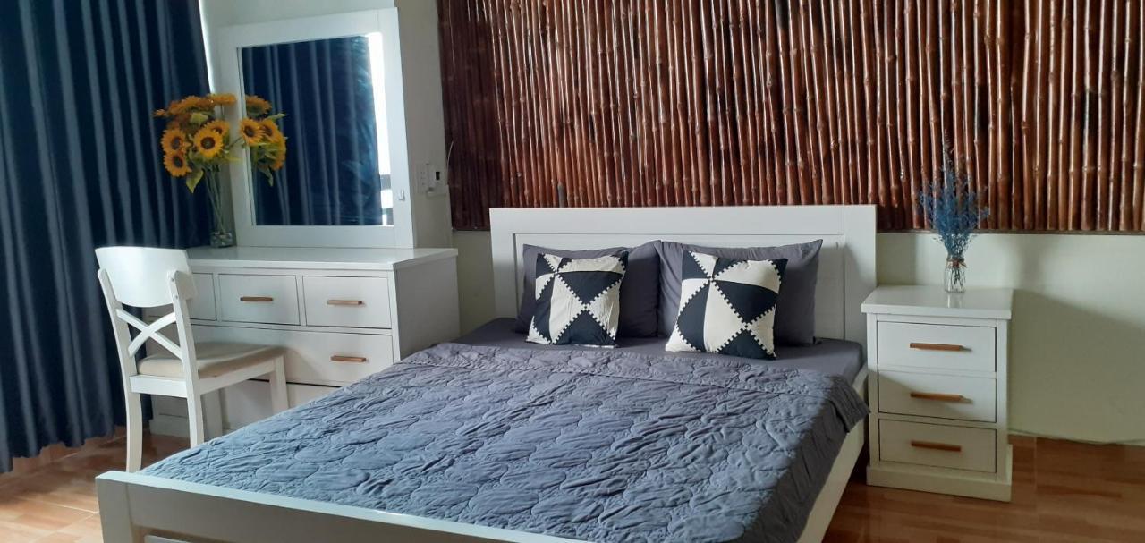 S Phuot Homestay - 3A Lam Son, Ward 2, Tan Binh District Thành Pho Ho Chí Minh Esterno foto